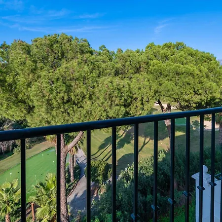 Magnifica Adosada La Quinta Golf מאלגה